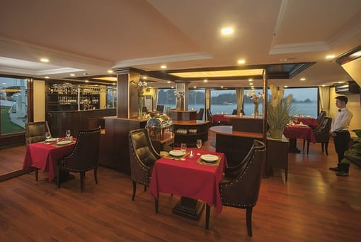 La Pinta Cruise Restaurant