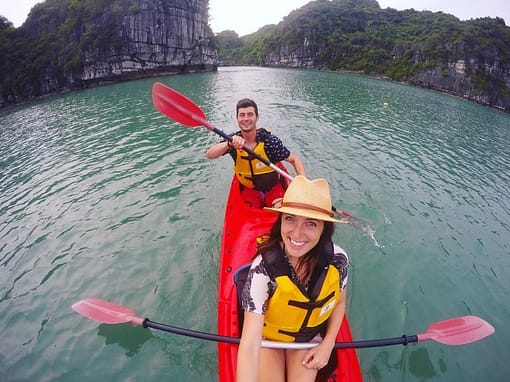 Kayaking Lan Ha Bay
