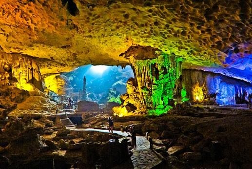 450.surprising Cave The Biggest Cave In Ha Long Bay